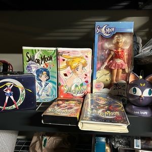 Vintage sailor moon bundle as is condition